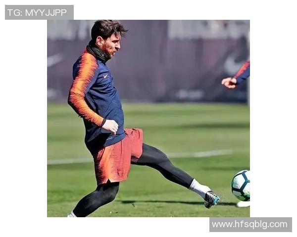 足球明星带球奔跑姿势的优雅与力量完美结合的瞬间解析