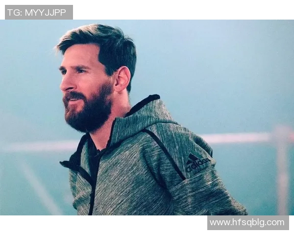 近年来备受瞩目的足球明星及其在赛场上的精彩表现与成就分析 近年来备受瞩目的足球明星及其在赛场上的精彩表现与成就分析